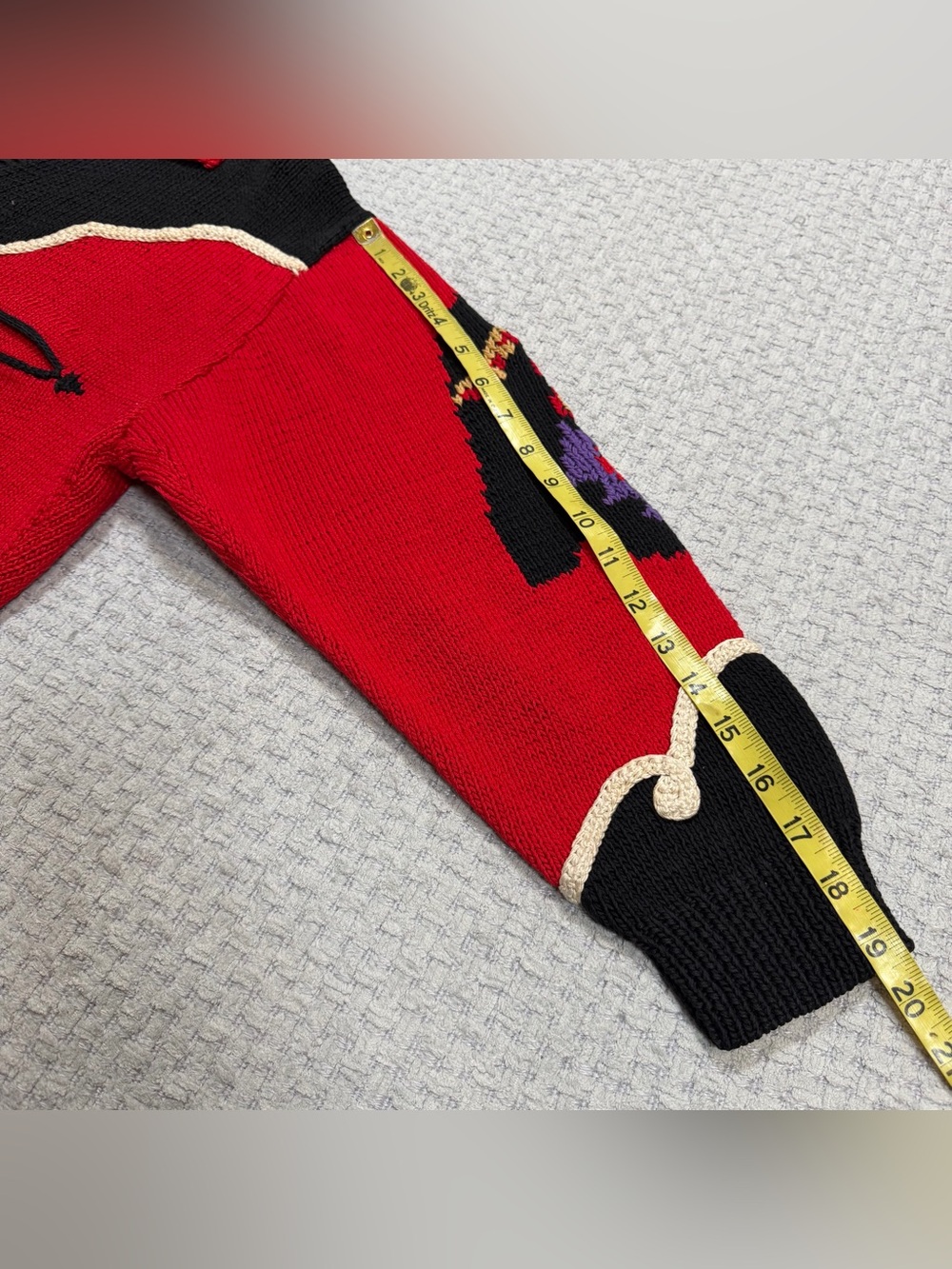 Vintage 80’s Berek Label Cowboy Rodeo Western Hand Knit Sweater Red Black Medium - Picture 15 of 15